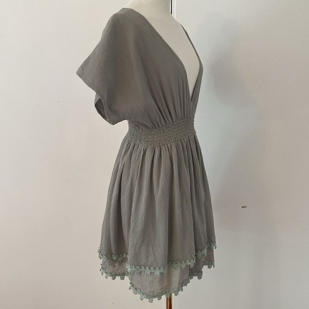LSPACE Summers Dawn Dress in Sage Size Small - Picture 7 of 12